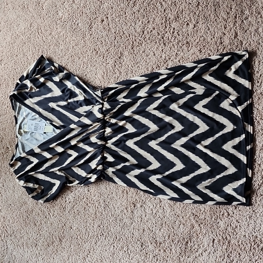 Womens chevron beige black midi dress M